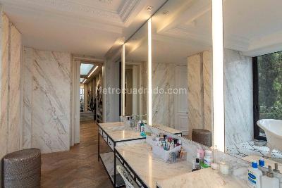 Casa de 4 alcobas en venta en El Retiro, Bogotá, 910 m² · foto 3 de 20