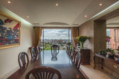 Apartamento de 4 alcobas en arriendo en Santa Barbara Alta, Bogotá, 404 m² · foto 8 de 20