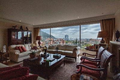 Apartamento de 4 alcobas en arriendo en Santa Barbara Alta, Bogotá, 404 m² · foto 11 de 20
