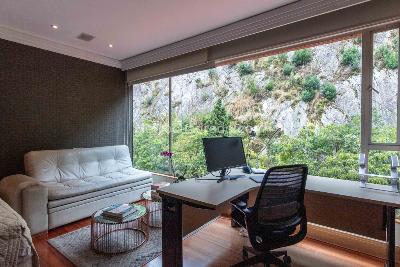 Apartamento de 4 alcobas en arriendo en Santa Barbara Alta, Bogotá, 404 m² · foto 13 de 20