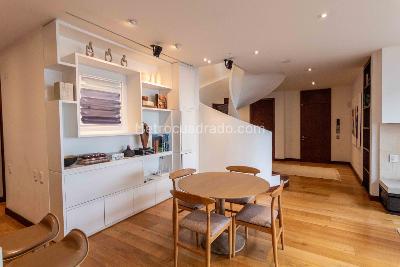 Apartamento de 2 alcobas en venta en Los Rosales, Bogotá, 209 m² · foto 3 de 20