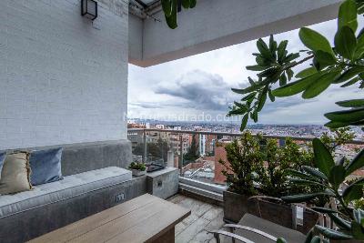 Apartamento de 2 alcobas en venta en Los Rosales, Bogotá, 209 m² · foto 8 de 20
