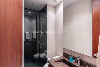 Apartamento de 2 alcobas en venta en Los Rosales, Bogotá, 209 m² · foto 12 de 20