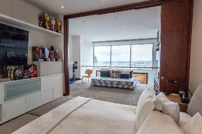 Apartamento de 2 alcobas en venta en Los Rosales, Bogotá, 209 m² · foto 16 de 20