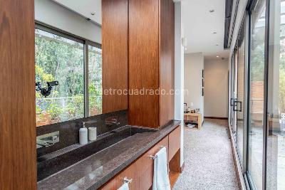 Apartamento de 2 alcobas en venta en Los Rosales, Bogotá, 209 m² · foto 20 de 20