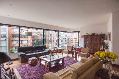 Apartamento en venta en Los Rosales, Bogotá · foto 6 de 20