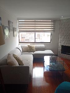 Apartamento de 3 alcobas en venta en Santa Barbara Central, Bogotá, 102 m² · foto 1 de 19