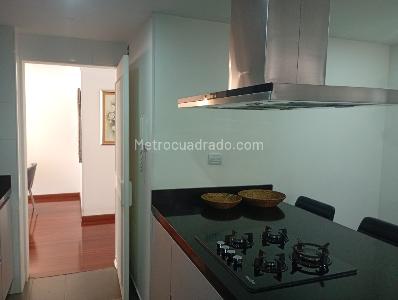 Apartamento de 3 alcobas en venta en Santa Barbara Central, Bogotá, 102 m² · foto 5 de 19