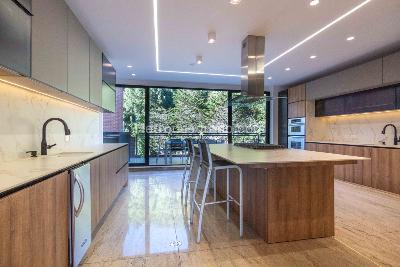 Apartamento de 5 alcobas en venta en Santa Barbara Alta, Bogotá, 530 m² · foto 14 de 20