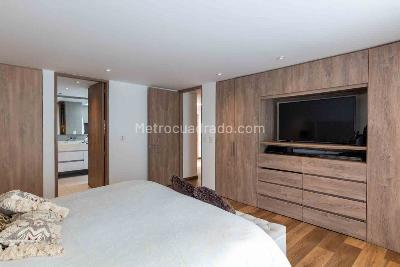 Apartamento de 4 alcobas en arriendo en Chico Norte, Bogotá, 364 m² · foto 15 de 20