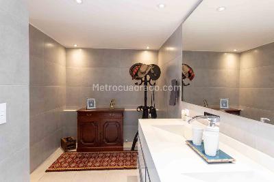 Apartamento de 4 alcobas en arriendo en Chico Norte, Bogotá, 364 m² · foto 18 de 20