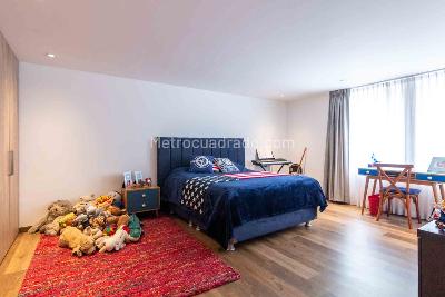Apartamento de 4 alcobas en arriendo en Chico Norte, Bogotá, 364 m² · foto 19 de 20