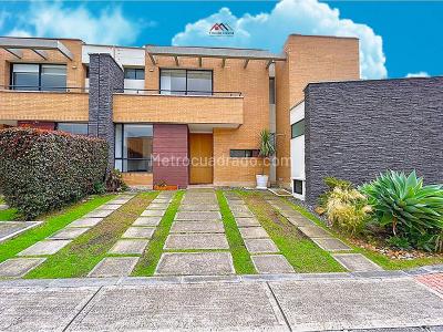 Casa en venta en Chuntame, Cajicá · foto 3 de 20