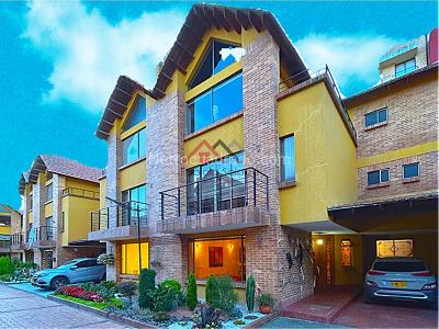 Casa de 4 alcobas en venta en Delicias, Chía, 267 m² · foto 1 de 20