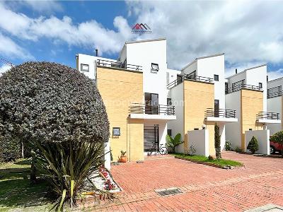 Casa en venta en Rio Frio, Chía · foto 3 de 20