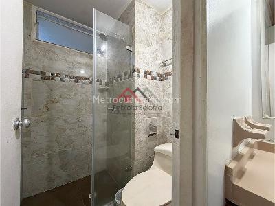 Apartamento de 3 alcobas en venta en Americas, Bogotá, 57 m² · foto 17 de 20