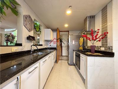 Casa de 4 alcobas en venta en Guaymaral, Bogotá, 250 m² · foto 11 de 20