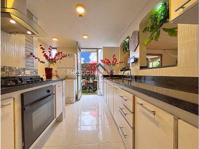 Casa de 4 alcobas en venta en Guaymaral, Bogotá, 250 m² · foto 12 de 20