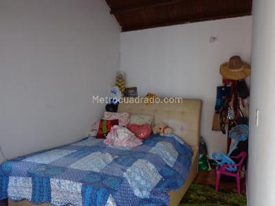 Apartamento de 4 alcobas en venta en Nuevo Sotomayor, Bucaramanga, 107 m² · foto 13 de 19