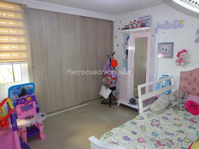 Apartamento de 4 alcobas en venta en Nuevo Sotomayor, Bucaramanga, 107 m² · foto 6 de 19
