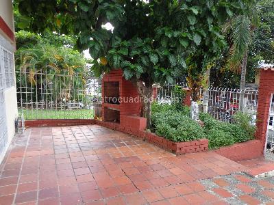 Casa de 5 alcobas en venta en Lagos Iii, Floridablanca, 105 m² · foto 2 de 20