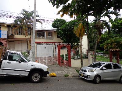 Casa de 5 alcobas en venta en Lagos Iii, Floridablanca, 105 m² · foto 4 de 20