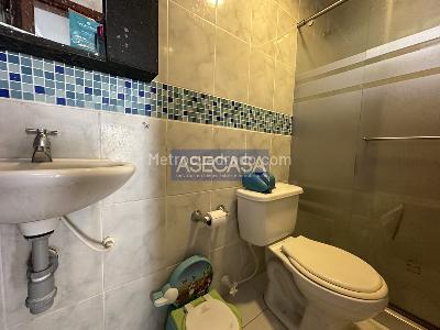 Casa de 3 alcobas en venta en San Bernardo, Floridablanca, 90 m² · foto 12 de 20