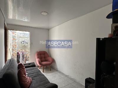 Casa de 3 alcobas en venta en San Bernardo, Floridablanca, 90 m² · foto 13 de 20