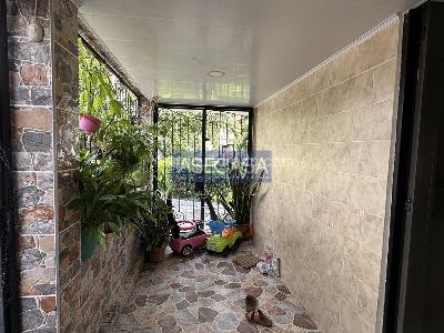 Casa de 3 alcobas en venta en San Bernardo, Floridablanca, 90 m² · foto 19 de 20
