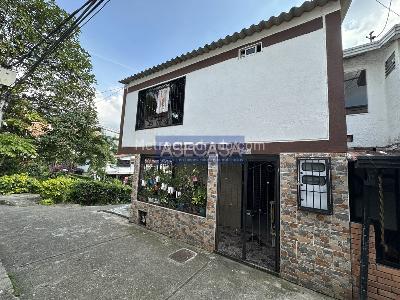 Casa de 3 alcobas en venta en San Bernardo, Floridablanca, 90 m² · foto 6 de 20