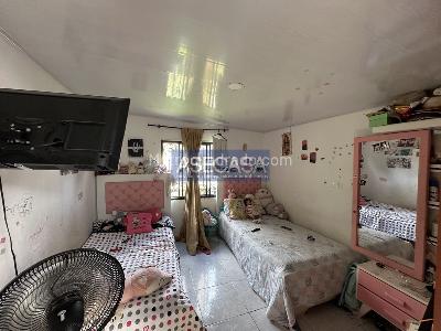 Casa de 3 alcobas en venta en San Bernardo, Floridablanca, 90 m² · foto 7 de 20