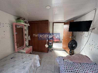 Casa de 3 alcobas en venta en San Bernardo, Floridablanca, 90 m² · foto 8 de 20