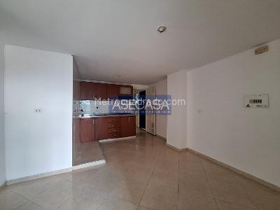 Apartamento de 3 alcobas en venta en Caldas, Floridablanca, 43 m² · foto 6 de 18