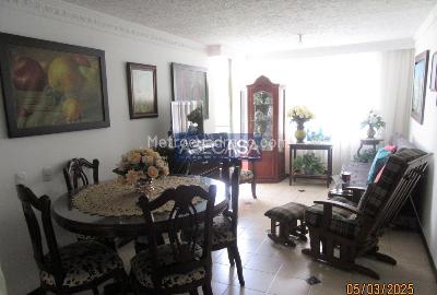 Apartamento de 3 alcobas en venta en Mejoras Publicas, Bucaramanga, 82 m² · foto 2 de 15