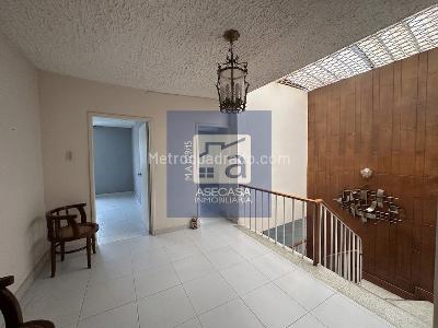 Casa de 3 alcobas en venta en Quinta Dania, Bucaramanga, 330 m² · foto 15 de 20