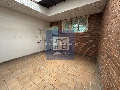 Casa de 3 alcobas en venta en Quinta Dania, Bucaramanga, 330 m² · foto 19 de 20