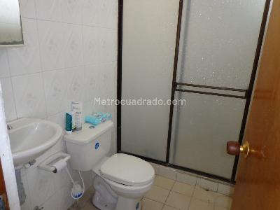 Casa de 5 alcobas en venta en Alvarez, Bucaramanga, 213 m² · foto 10 de 20