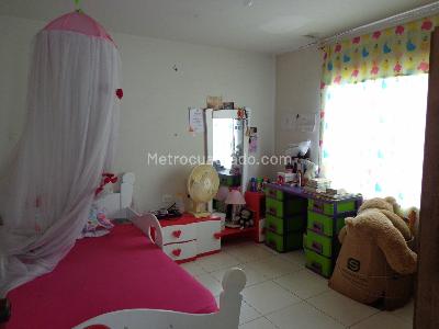 Casa de 5 alcobas en venta en Alvarez, Bucaramanga, 213 m² · foto 12 de 20
