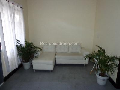 Casa de 5 alcobas en venta en Alvarez, Bucaramanga, 213 m² · foto 16 de 20