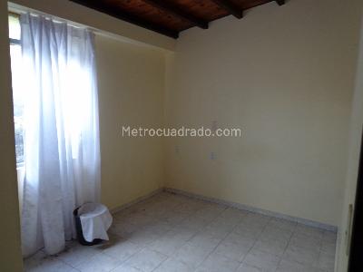 Casa de 5 alcobas en venta en Alvarez, Bucaramanga, 213 m² · foto 19 de 20