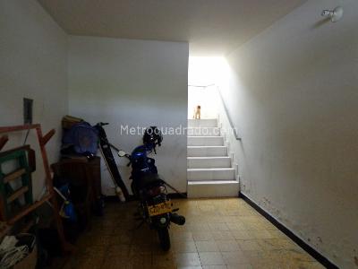 Casa de 5 alcobas en venta en Alvarez, Bucaramanga, 213 m² · foto 8 de 20