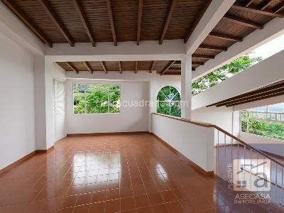 Casa de 5 alcobas en venta en Lagos Del Cacique, Bucaramanga, 350 m² · foto 12 de 20