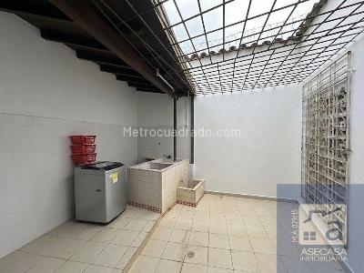 Casa de 5 alcobas en venta en Lagos Del Cacique, Bucaramanga, 350 m² · foto 13 de 20