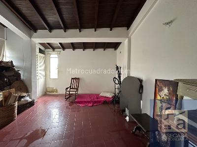 Casa de 5 alcobas en venta en Lagos Del Cacique, Bucaramanga, 350 m² · foto 6 de 20