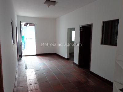 Casa de 5 alcobas en venta en Mutualidad, Bucaramanga, 400 m² · foto 12 de 20