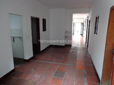 Casa de 5 alcobas en venta en Mutualidad, Bucaramanga, 400 m² · foto 15 de 20