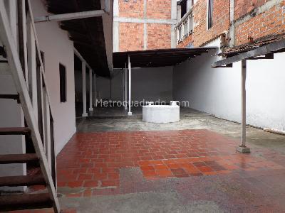 Casa de 5 alcobas en venta en Mutualidad, Bucaramanga, 400 m² · foto 16 de 20