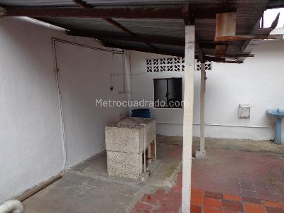 Casa de 5 alcobas en venta en Mutualidad, Bucaramanga, 400 m² · foto 19 de 20