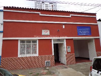 Casa de 5 alcobas en venta en Mutualidad, Bucaramanga, 400 m² · foto 2 de 20