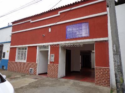 Casa de 5 alcobas en venta en Mutualidad, Bucaramanga, 400 m² · foto 3 de 20